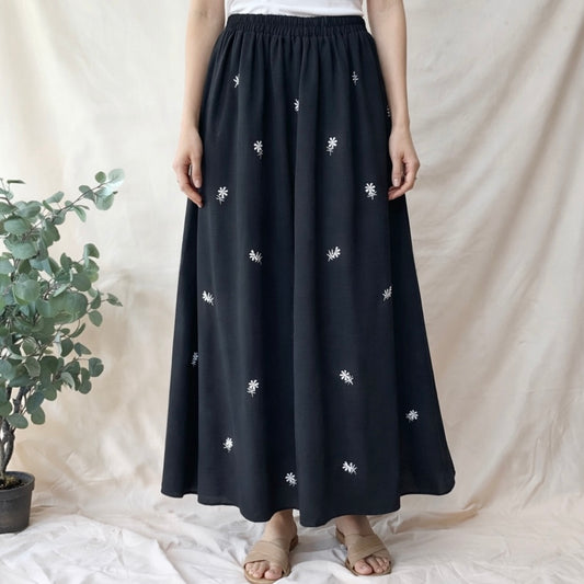 Mala Embroidered Skirt