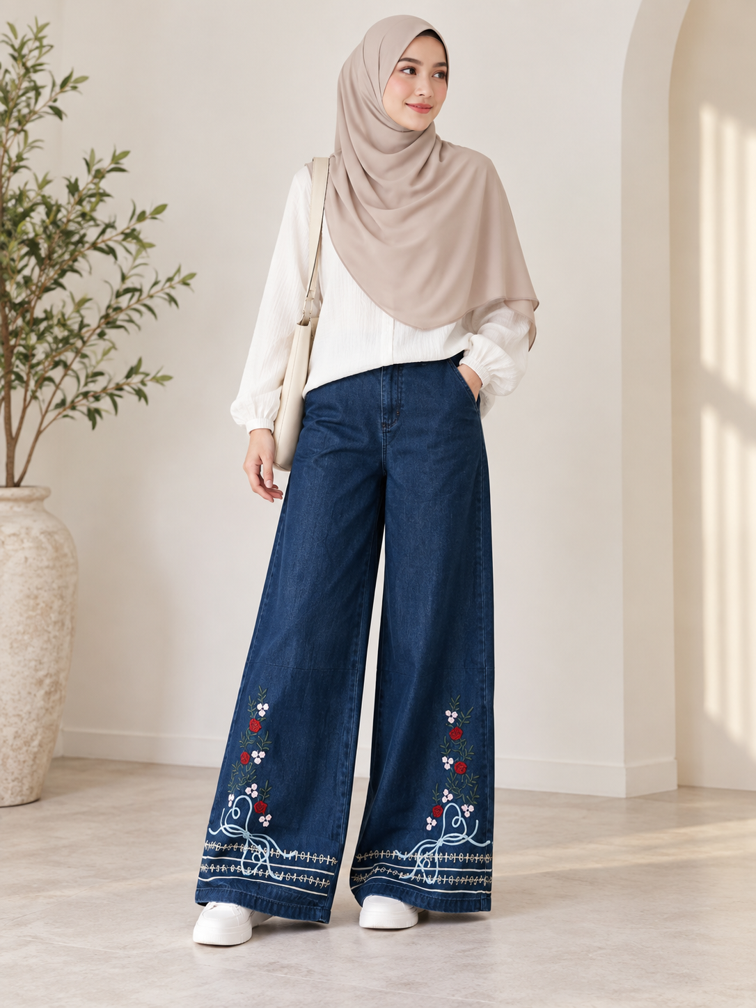 Citra Embroidered Jeans