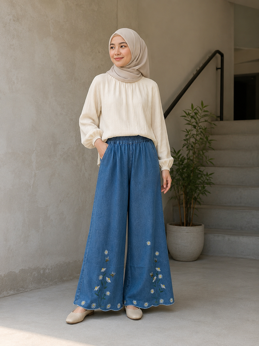Beelie Scallop Denim Pants