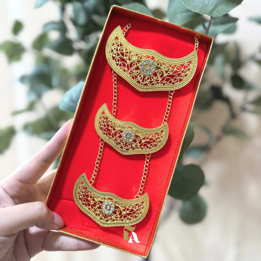 Assorted Dokoh Kebaya (GOLD)