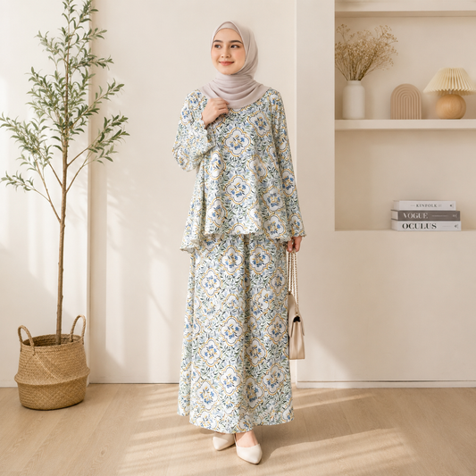 Nayla Modern Kurung Set